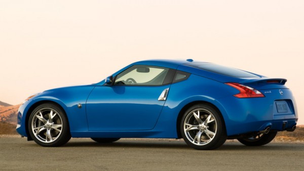 Nissan 370Z Coupe