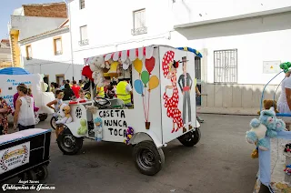 Parte trasera de "Caseta nunca toca"