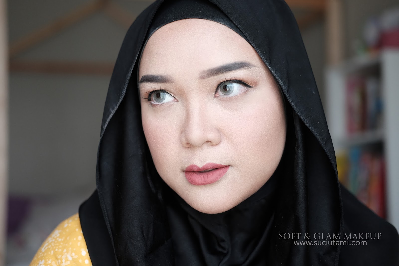 SUCI UTAMI Productive Housewife Makeup Tutorial Soft And Glam Makeup