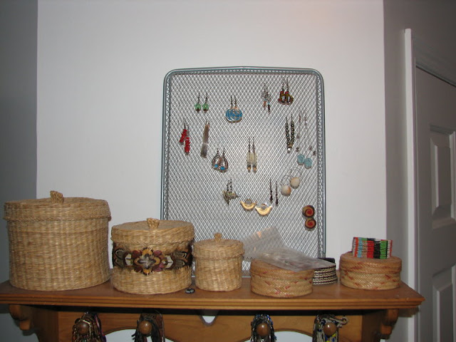 Earring holder