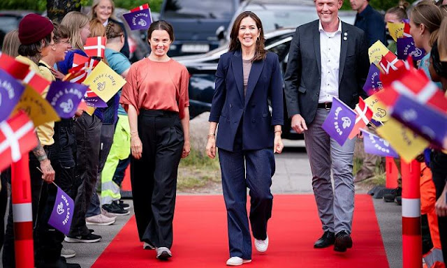 Crown Princess Mary wore new navy double-breasted blazer and flared trousers by Imperial Fashion