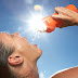 4 Tips Mencegah Dehidrasi Saat Puasa