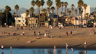 Los Angeles heat wave (Credit: Ronen Tivony/NurPhoto/Getty Images) Click to Enlarge.