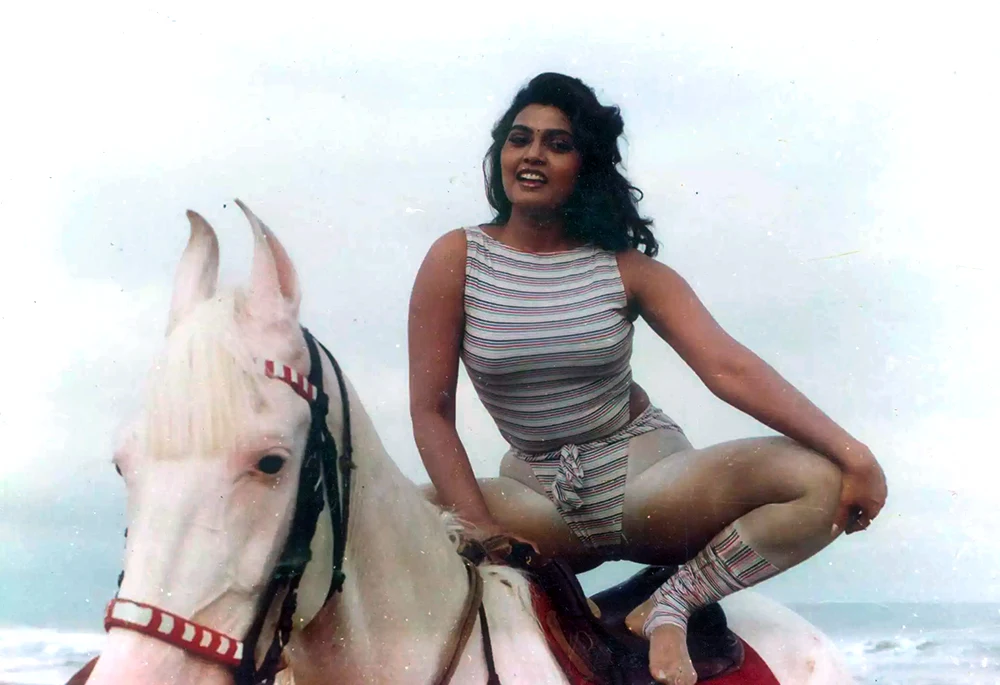 Silk Smitha glamorous Bikini horse ride