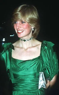 Catherine wore Emerald Choker popularized by Diana