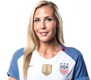 Picture of American soccer player, Alexandra Long