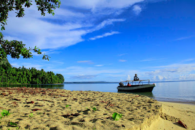 Pantai Ora di Maluku Tengah Salah Satu Destinasi Wisata Terindah Kelas Dunia Pantai Ora di Maluku Tengah Salah Satu Destinasi Wisata Terindah Kelas Dunia