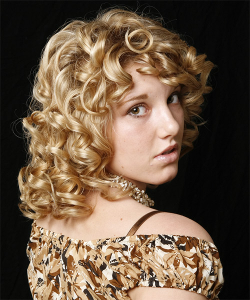 Medium Curly Hairstyles