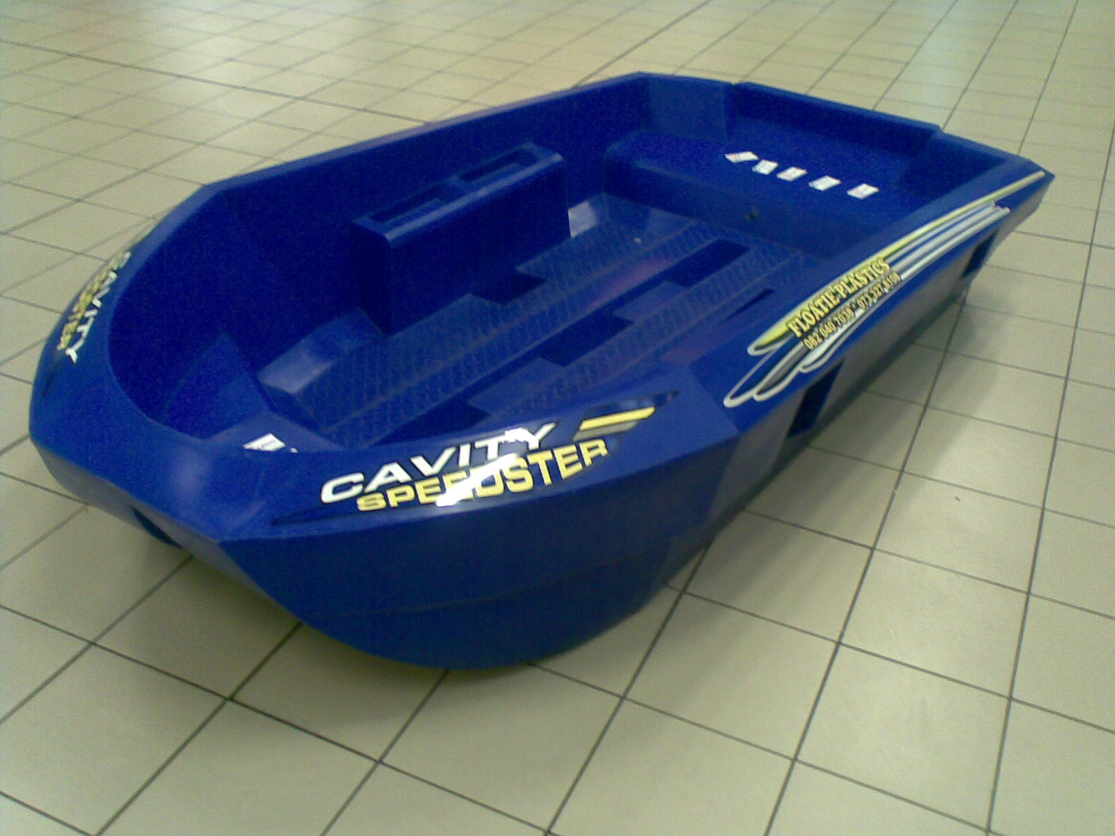 Cavity Seedster Plastic Fishing Boats: HDPE Plastic Boats