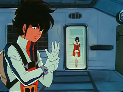 A confession at the end of the world: Hikaru confesses his feelings to Minmay before making an important request.