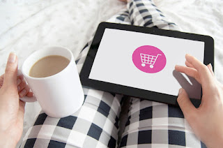 Razones por las cuales a las mujeres les gusta comprar en línea y productos únicos