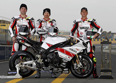 2010 Yamaha YZF-R1 Riders