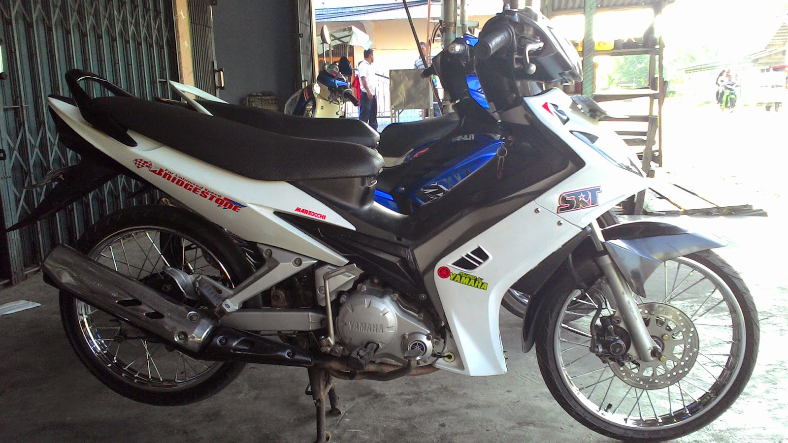 CARA MODIFIKASI JUPITER MX 135 LC PUTIH SEDERHANA ENAK DI LIAT