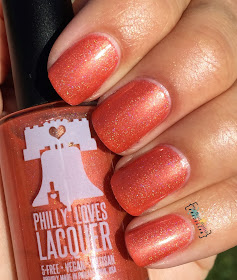 Addicted To Holos Indie Box, Philly Loves Lacquer Taisteal Sabhailte