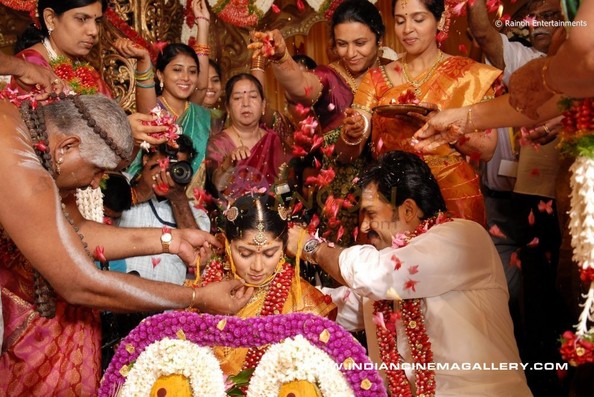 Karthi sivakumar marriage photos Karthi and ranjini wedding photos 