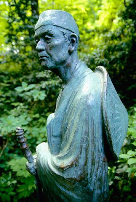 bronze statue of Basho