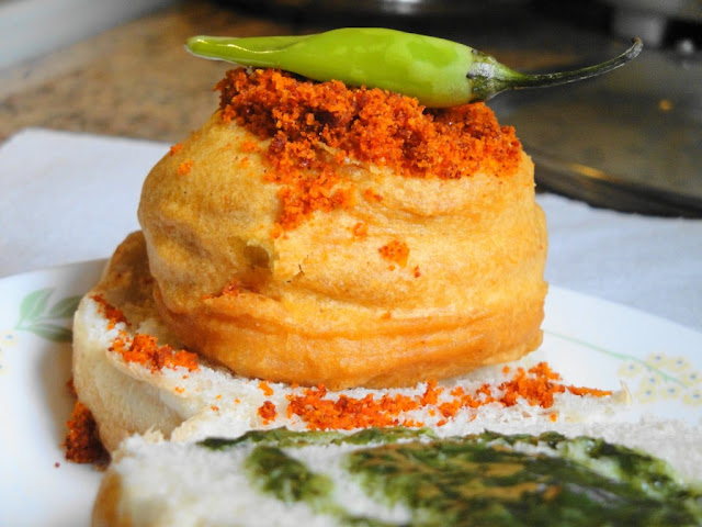 Vada Pav - Mumbai