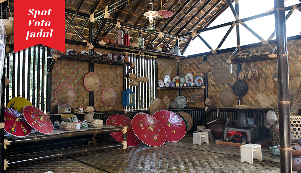 Rumah Makan Mangkabayan khas sunda masakan sunda SPOT 