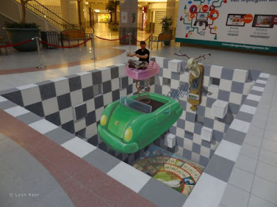 3D Street Paintings Seen On www.cars-motors-modification.blogspot.com