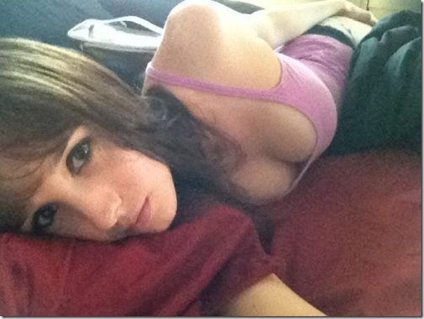 cleavage-girls-busty-12