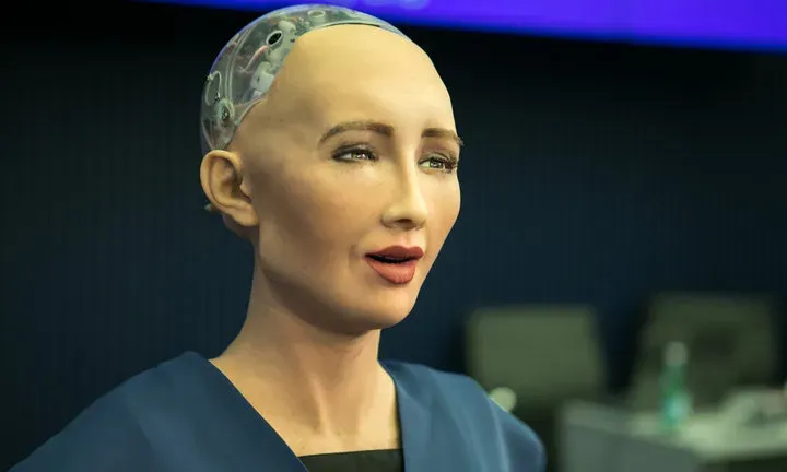 robot sophia AI humanoid