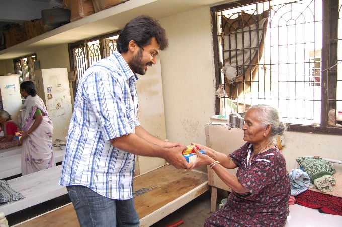 Karthi Birthday Celebration Images