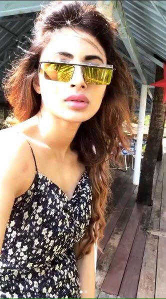 Mouni roy hot image gallery