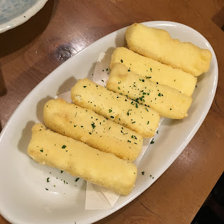 てけてけ 居酒屋 (teke teke izakaya) review fried cheese sticks