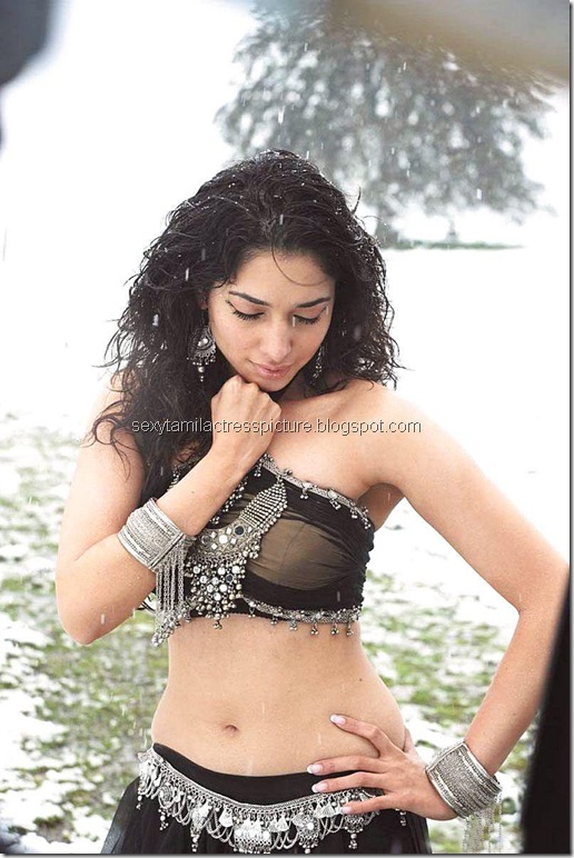 Tamanna_hot_hq_stills_06