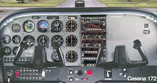This is a full picture of the Cessna 172 Cockpit