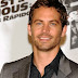  Muere Paul Walker, actor de Rápido y Furioso, tras chocar y explotar su auto.