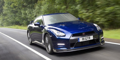 2011 2012 Nissan GT-R