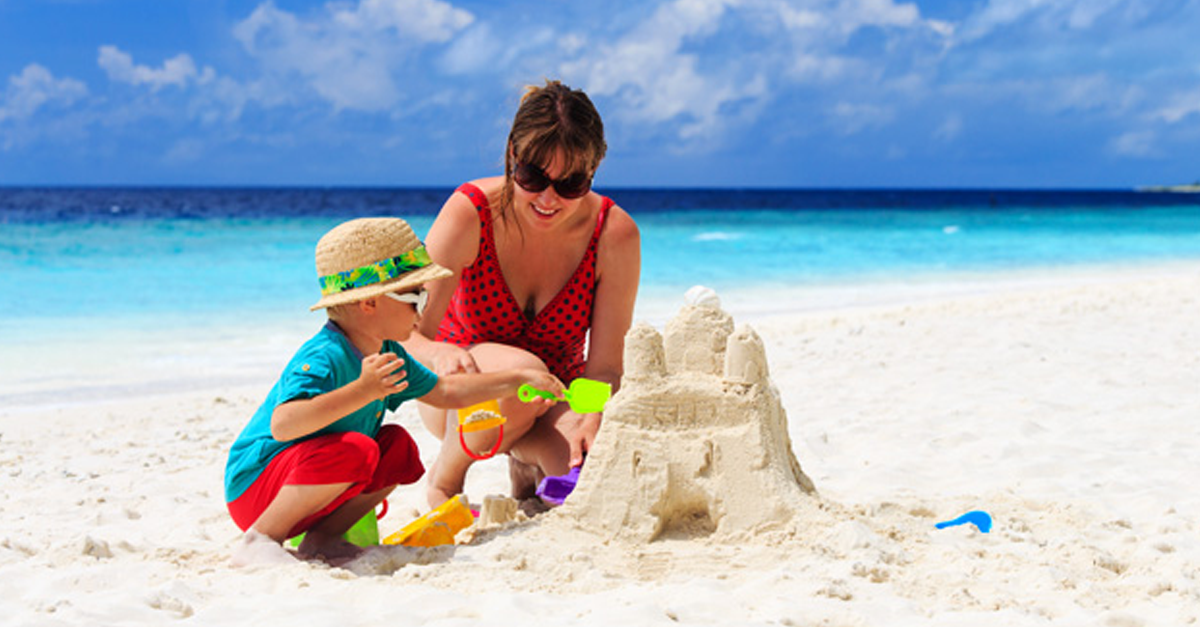 Phát triển trí thông minh cho trẻ thông qua các trò chơi với cát cho trẻ mầm non, tại sao không?