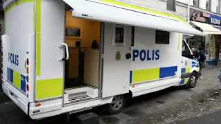 Det hände igen i malmö på Möllevångstorget två skjutningar två personen livshotande skador en avliden 