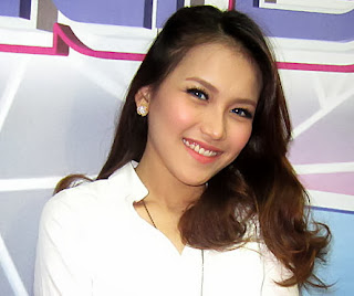 Foto dan Profil Ayu Ting Ting