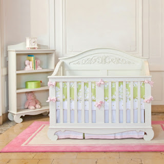 cuarto de bebé rosa verde