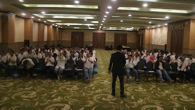 Training Motivasi Bahagia Bekerja bersama Motivator Indonesia Edvan M Kautsar di BI Samarinda Balikpapan Kalimantan Timur