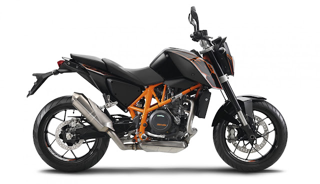 2015 KTM 690 Duke 03