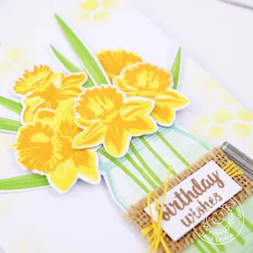 Sunny Studio Stamps: Daffodil Dreams Birthday Bouquet Card by Lexa Levana