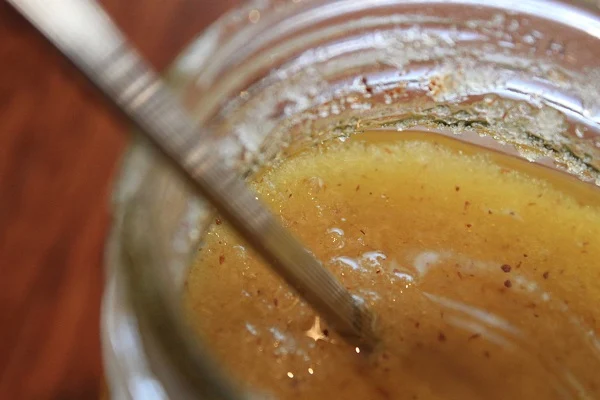 Easy And Effective Homemade Syrup to Relieve Sore Throat And Cough