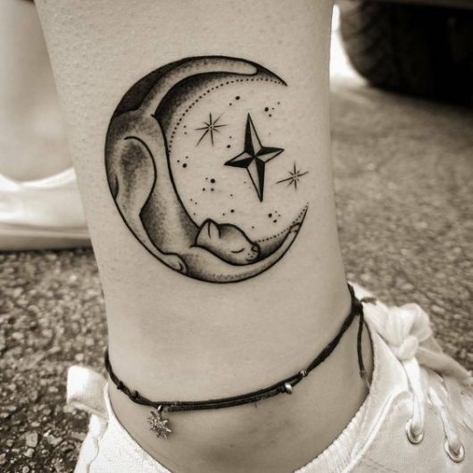 tatuagens femininas da lua