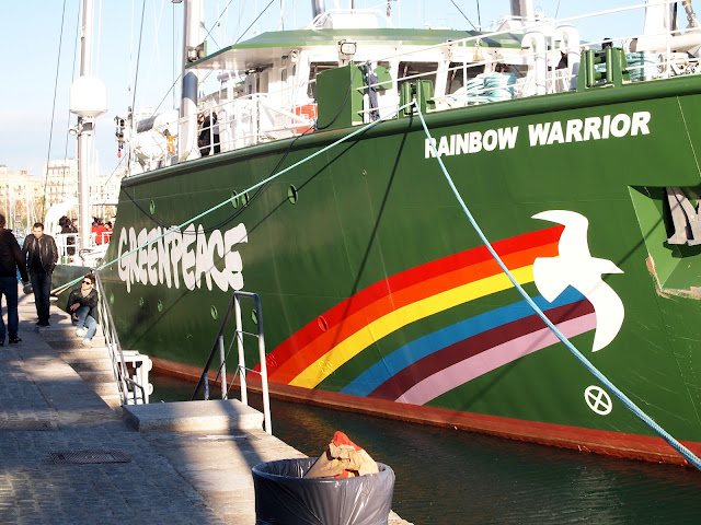 rainbow warrior ship barcelona