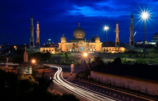 Klik untuk info Landmark Masjid Agung An Nur Pekanbaru