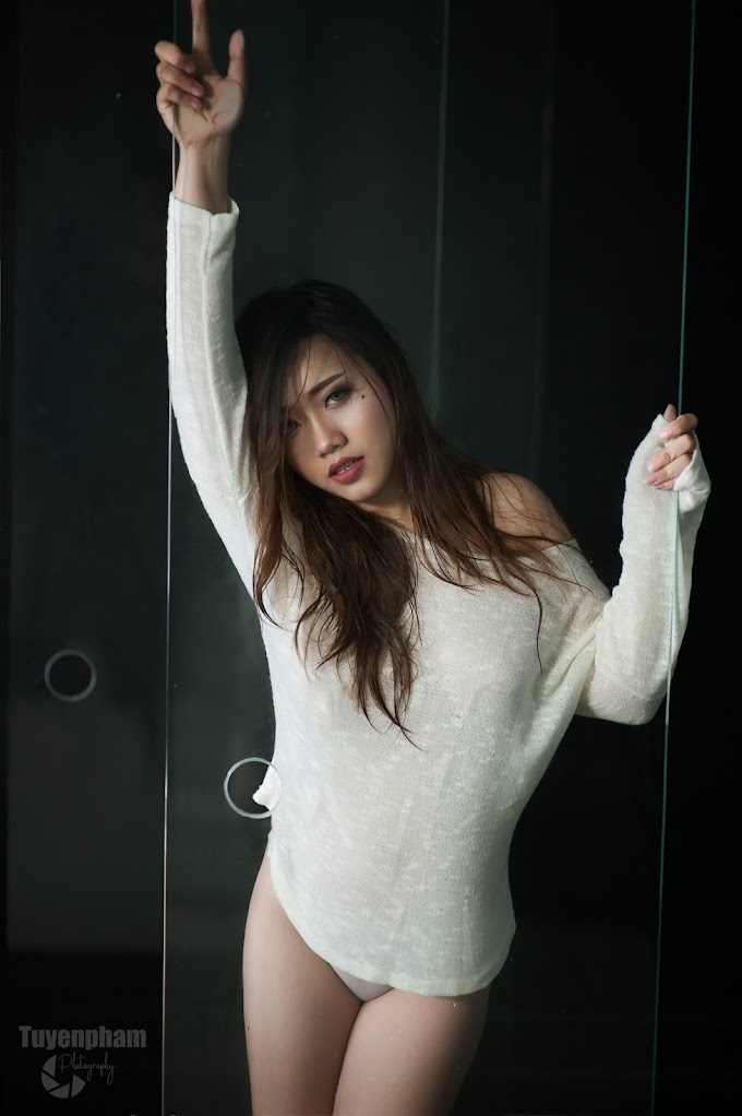 Nguyễn Ngọc Như Quỳnh (Ella) Naughty Pose