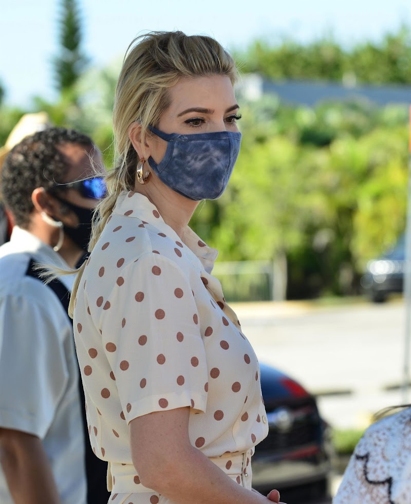 Ivanka Trump Clicked at a Farmer to Families Food Box Distribution in Miami 22 Dec-2020