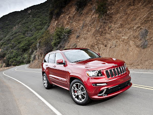 Jeep Grand Cherokee SRT8 2012 (1)