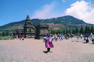 Merah Putih di Negeri Atas Awan