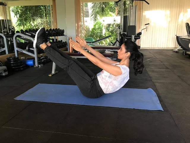 Mallika Sherawat Hot Yoga Photo