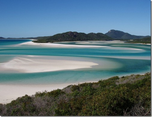 Whitehaven-Beach-Whitsunday-Island-Australia5-670x502
