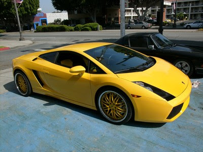 Lamborghini on Video Lamborghini Gallardo Vs Ferrari Enzo Vs Porsche Carrera Gt